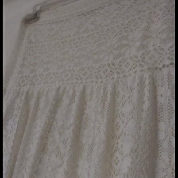 Lace Skirt with Slip - Picture 7 of 7